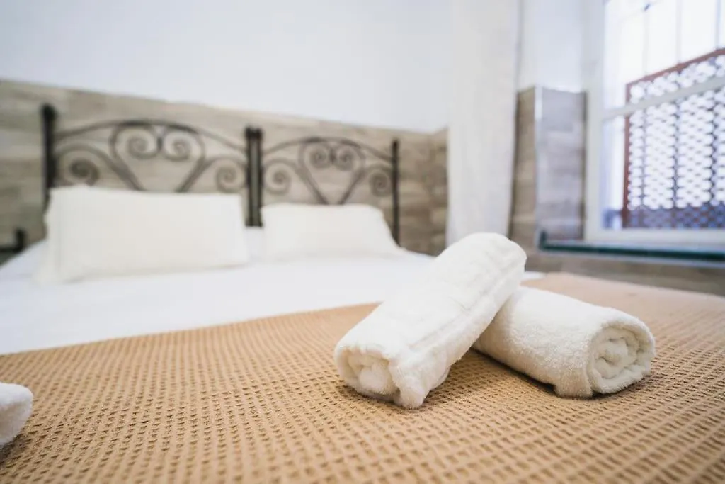 Контакты Apartamento En El Barrio De San Lorenzo, Junto A La Basilica Del Gran Poder